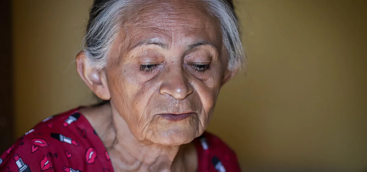 Esposa da vítima, Maria Isolina