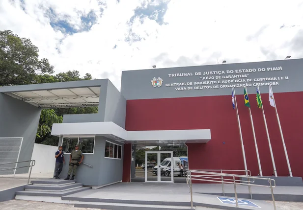 Fachada da nova Central de Inquéritos