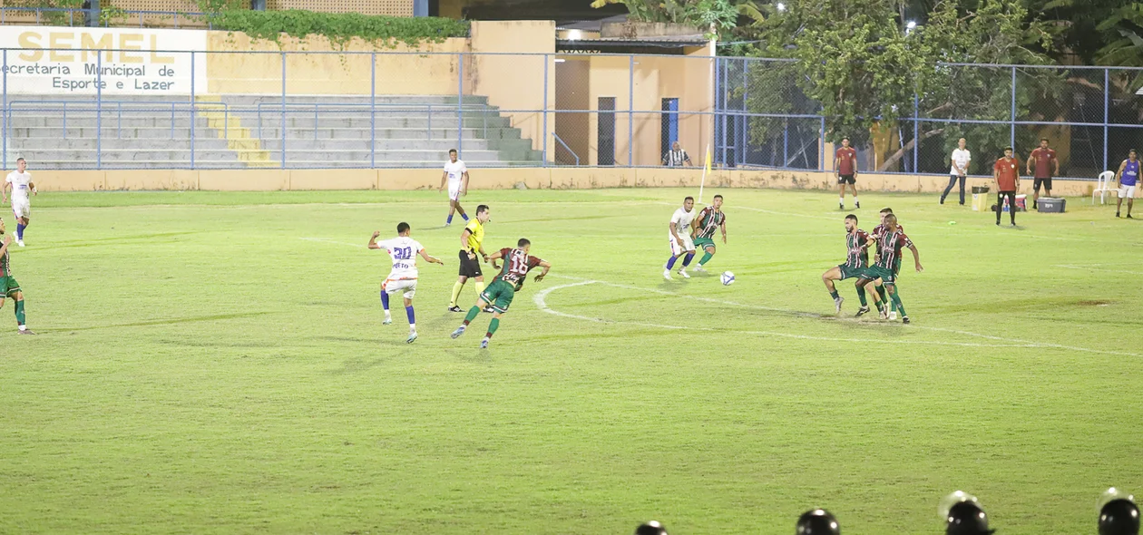 Fluminense-PI x Cametá  em Teresina Piauí