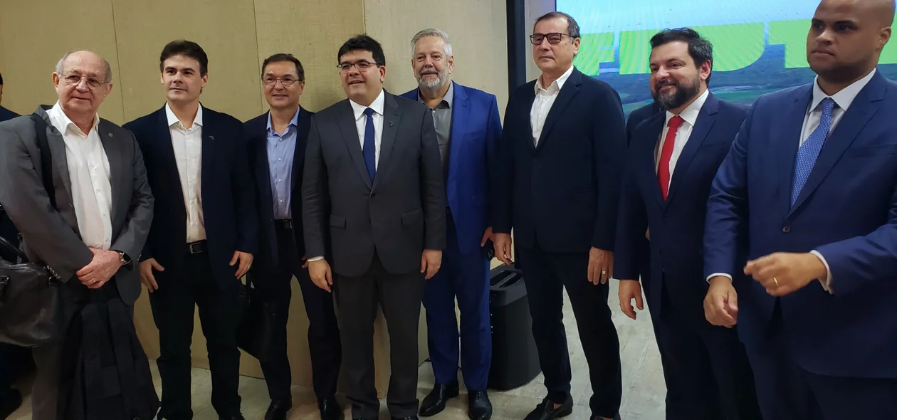 Governador Rafael Fonteles e empresários
