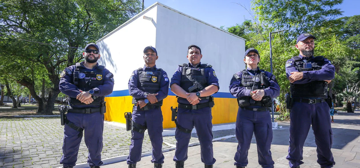 Guarda Municipal na praça