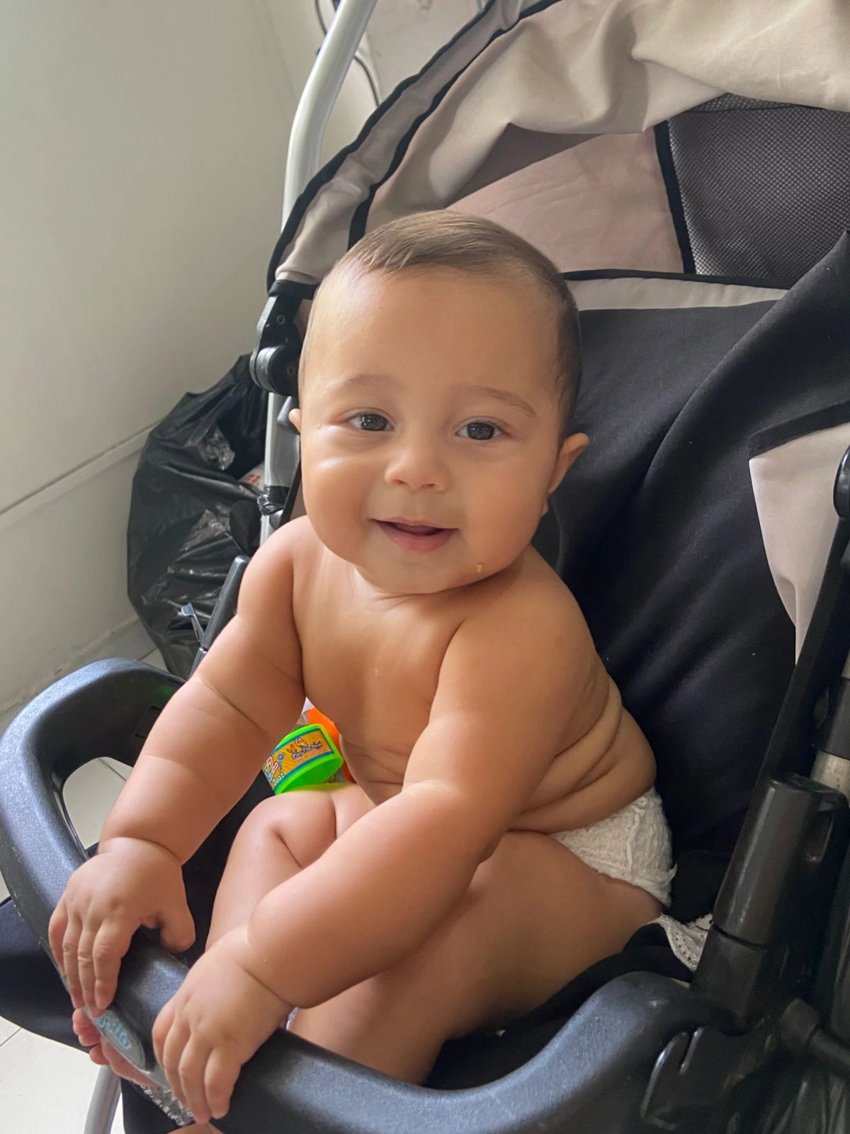 Mãe realiza vaquinha para ajudar em tratamento do filho de 8 meses