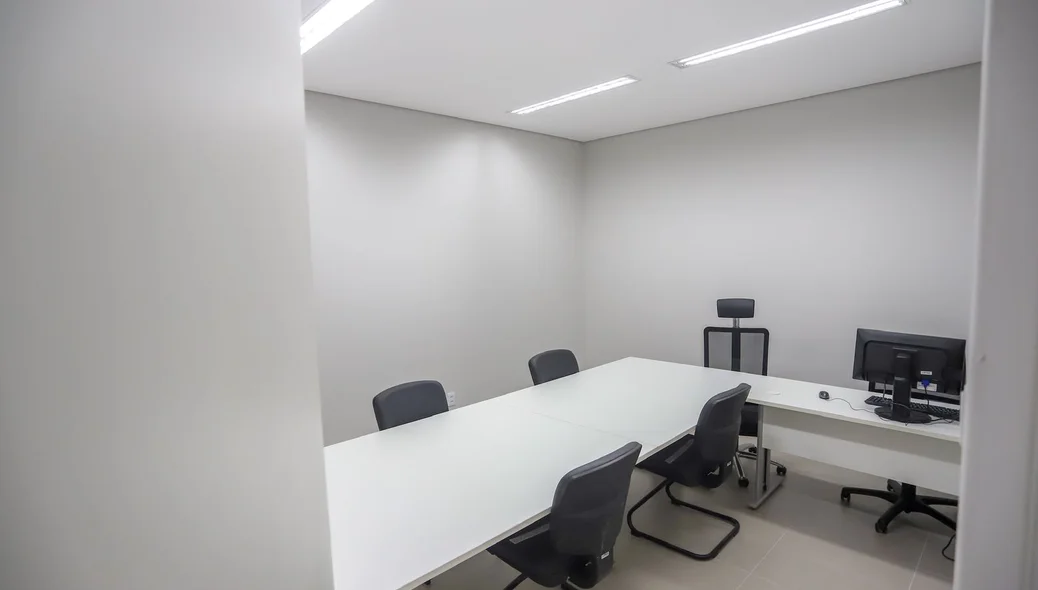 Mesas do novo prédio