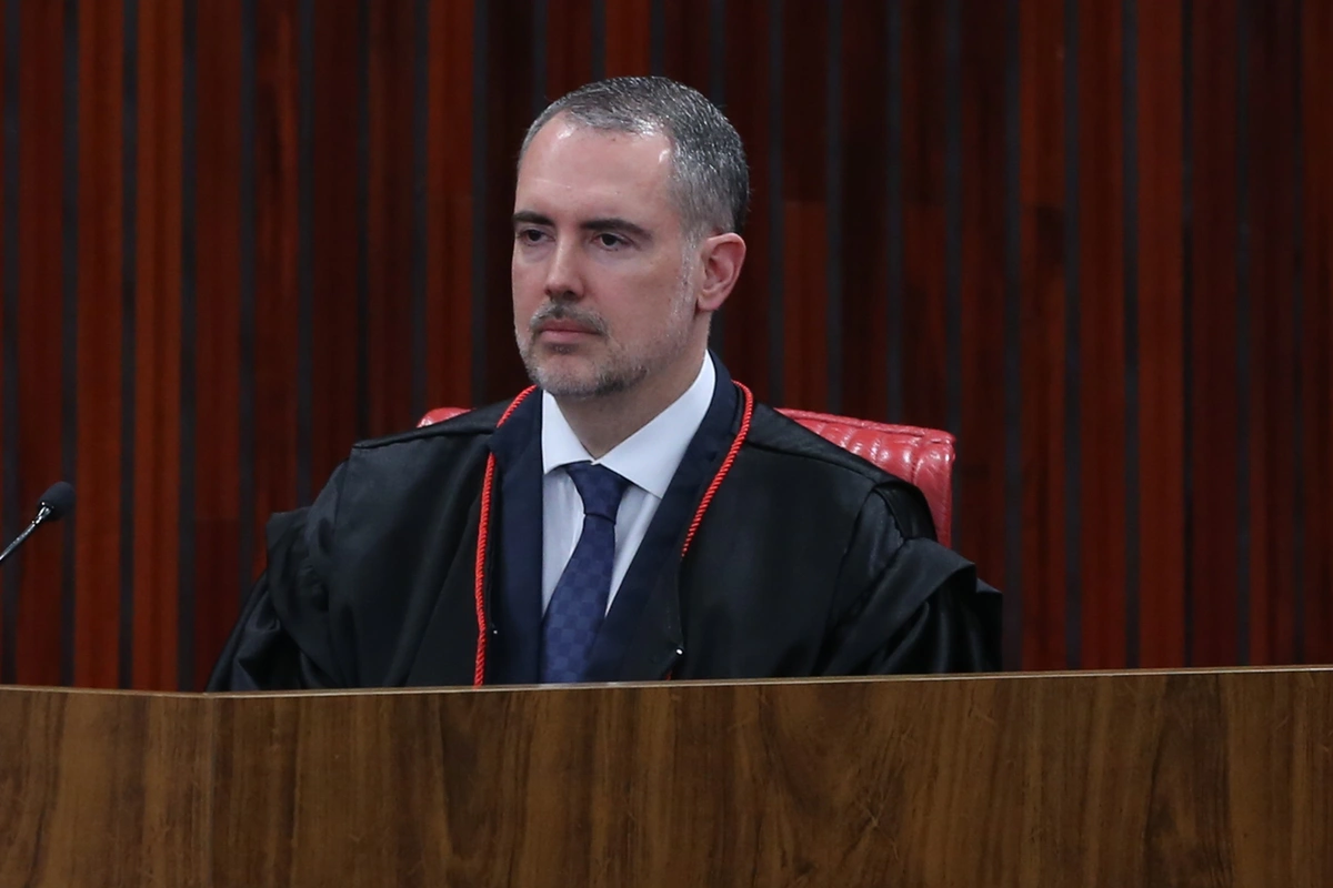 Ministro André Ramos Tavares