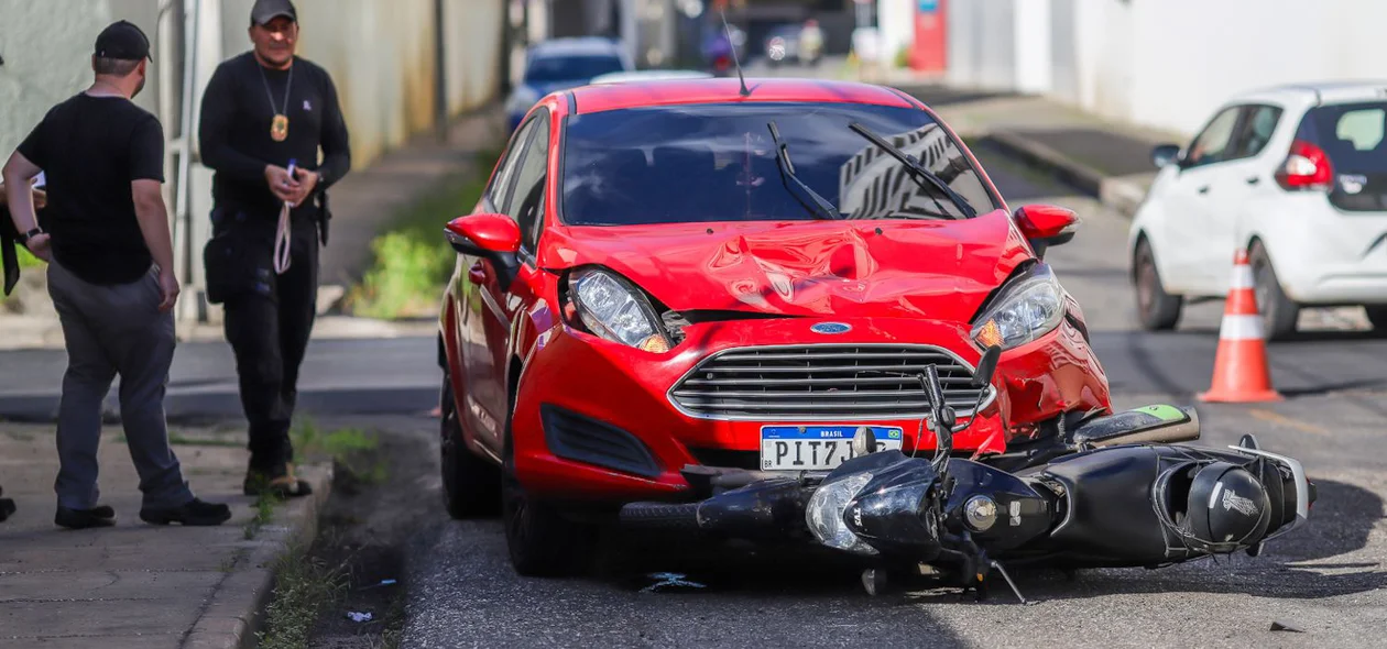 Motociclista morre em colisão com carro na zona leste de Teresina