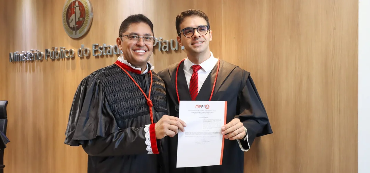 MP-PI empossa diversos servidores