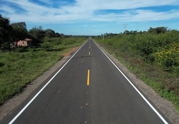 Obras do DER no Norte do Piauí