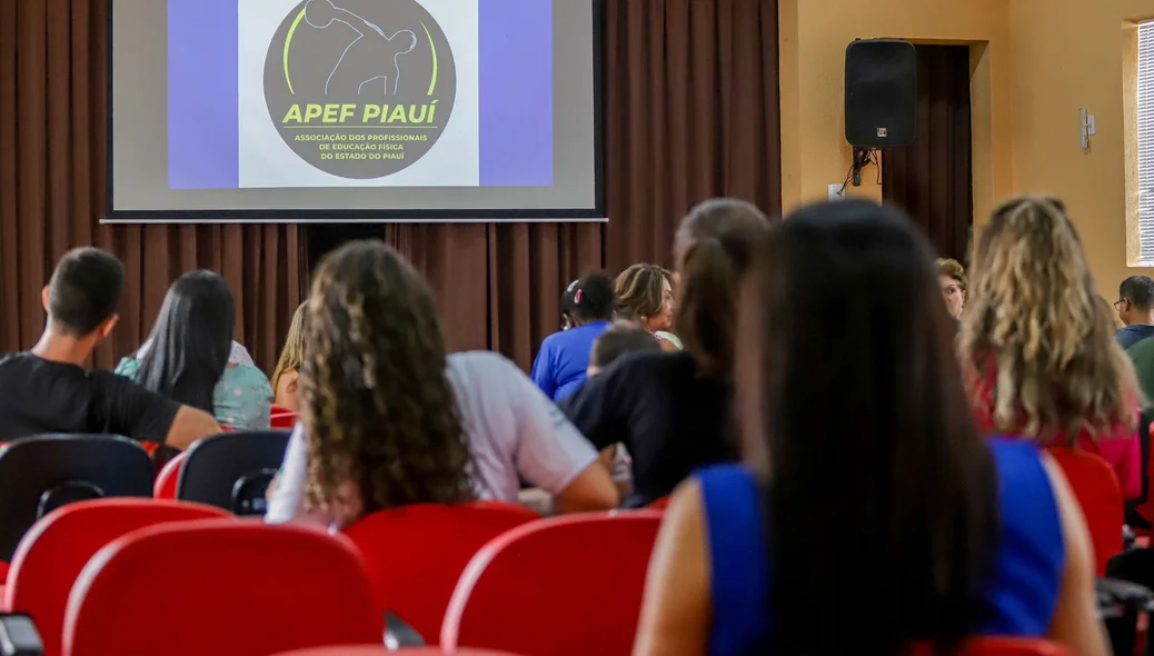 Participantes da roda de conversa com Demóstenes Ribeiro e Sílvio Mendes