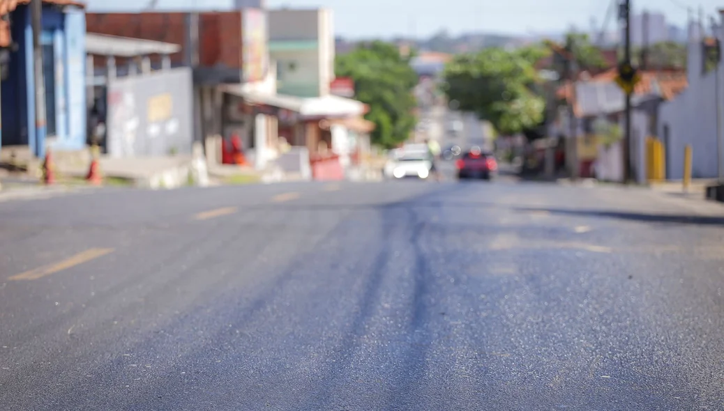Pista com óleo