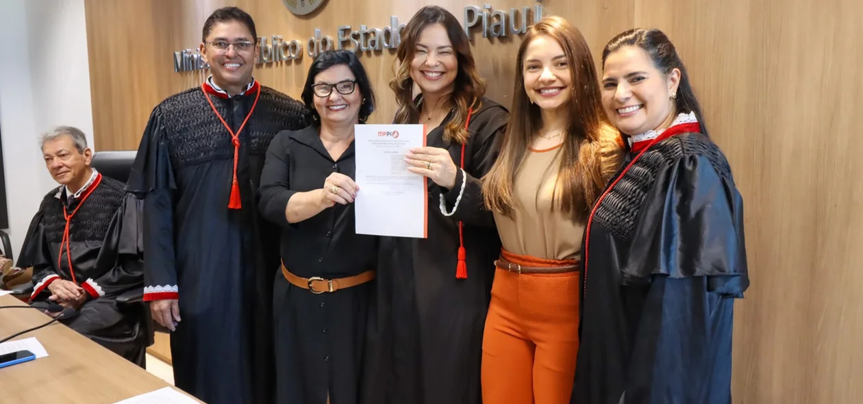 Posso de 11 promotores no MP-PI