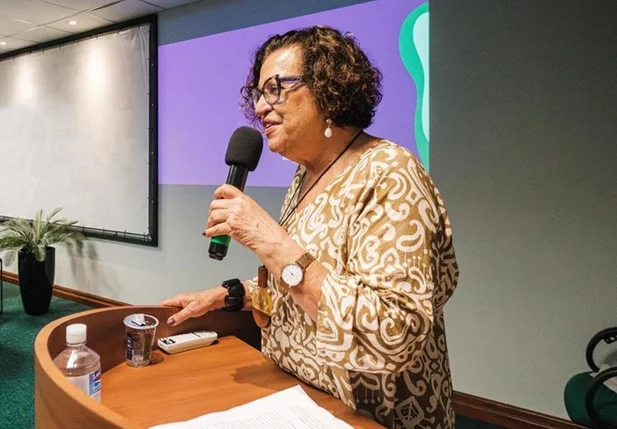 Professora Marialva Barbosa