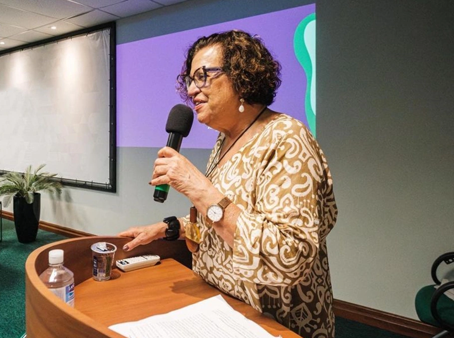 Professora Marialva Barbosa