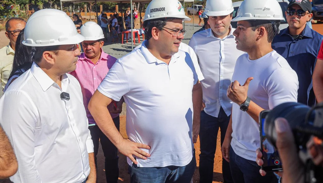 Rafael Fonteles e Leonardo Sobral em visita a rodovia que liga sul ao norte sem passar pela capital