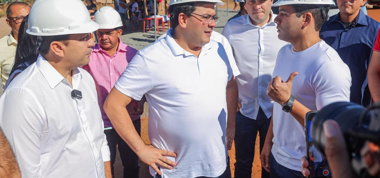 Rafael Fonteles e Leonardo Sobral em visita a rodovia que liga sul ao norte sem passar pela capital