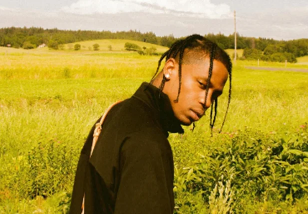 Rapper Travis Scott é preso por embriaguez e invasão de propriedade nos EUA