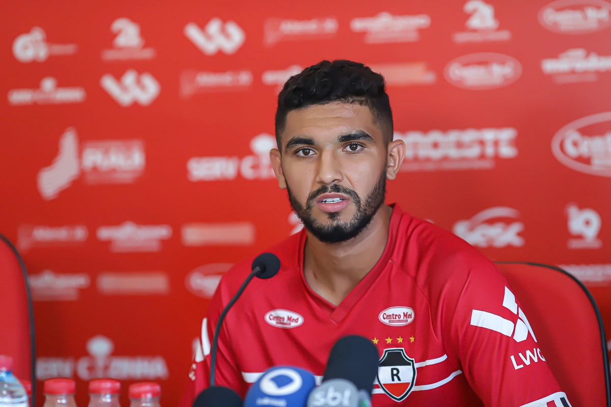 Renan Oliveira, meia do River