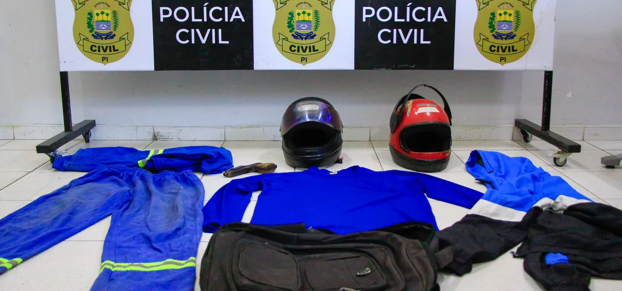 Segundo a polícia, um dos acusados usava a farda da empresa onde chegou a trabalhar