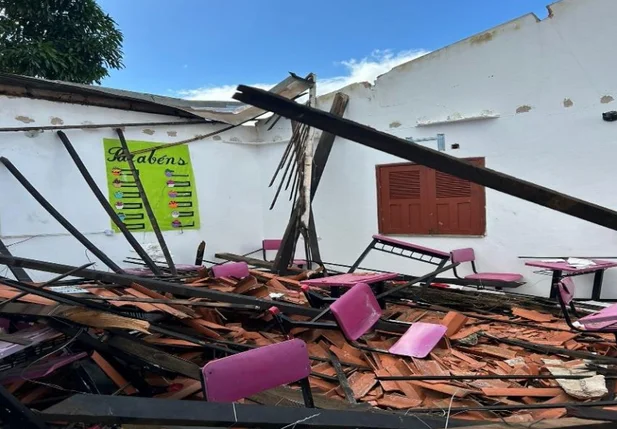 Teto da escola desabou em Luzilândia