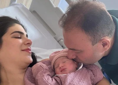 Thanandra Sarapatinhas anuncia o nascimento da filha com Jeová Alencar