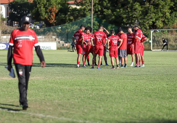 Time titular do River-PI