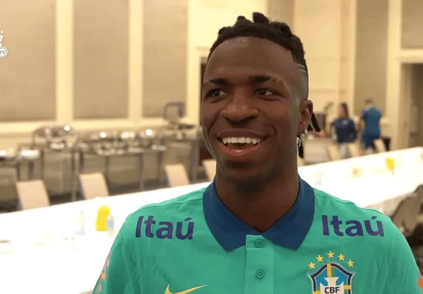 Vini Jr se apresentou à Seleção Brasileira