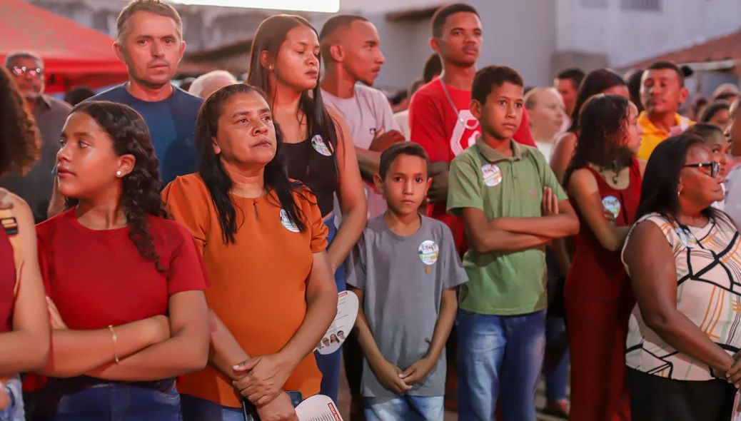 A cerimônia ocorreu na tarde deste sábado (06)