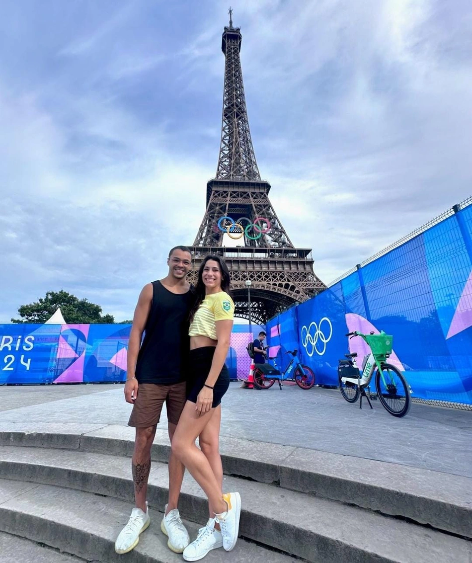 Ana Carolina Vieira postou fotos do passeio que culminou na sua expulsão