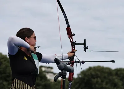 Ana Luiza Caetano se classifica à oitavas de final