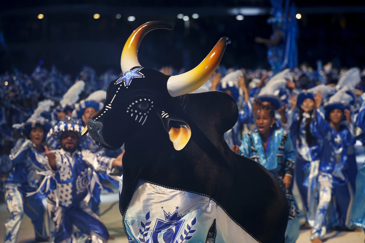 Apresentação do Boi Caprichoso no 57º Festival Folclórico de Parintins