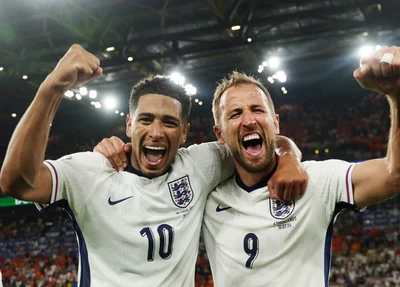 Bellingham e Kane comemoram vaga na final da Eurocopa