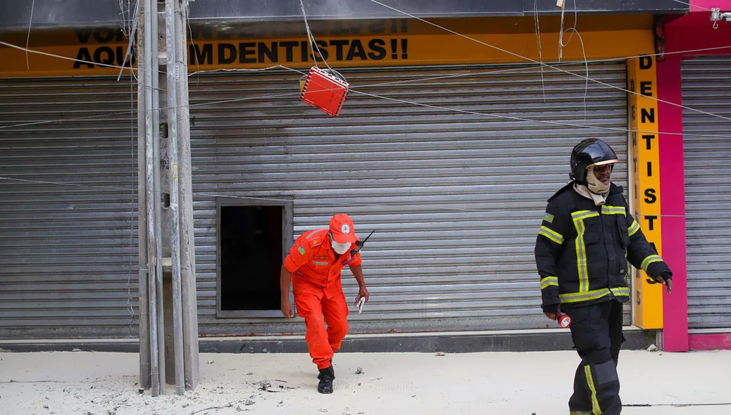 Bombeiros averiguaram clínica