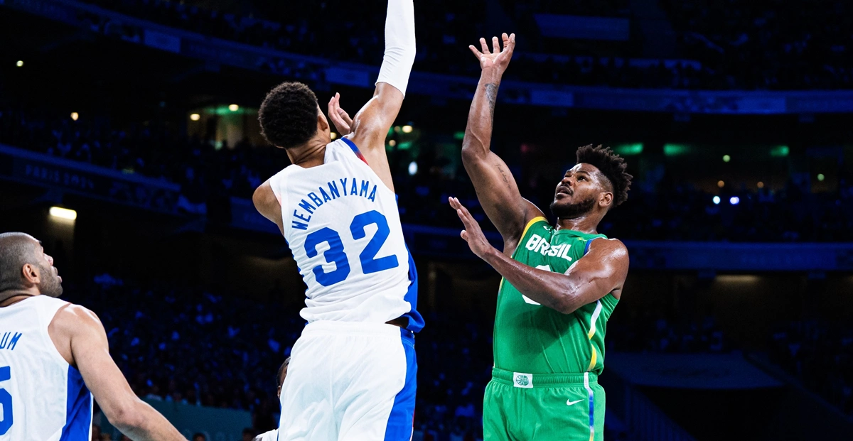 Brasil perdeu para a França na estreia do basquete nas Olimpíadas