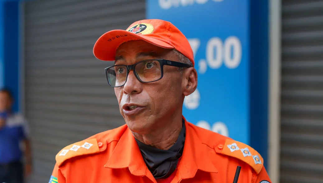Capitão David, do Corpo de Bombeiros