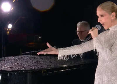 Céline Dion se apresentou na abertura das Olimpíadas de Paris