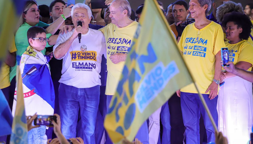 Elmano Férrer falando no evento