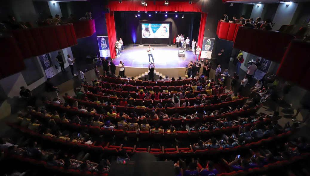Evento no Teatro 04 de Setembro