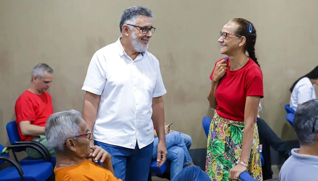 Geraldo Carvalho em convenção do PSTU