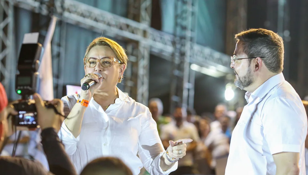 Jussara Lima e Fábio Novo