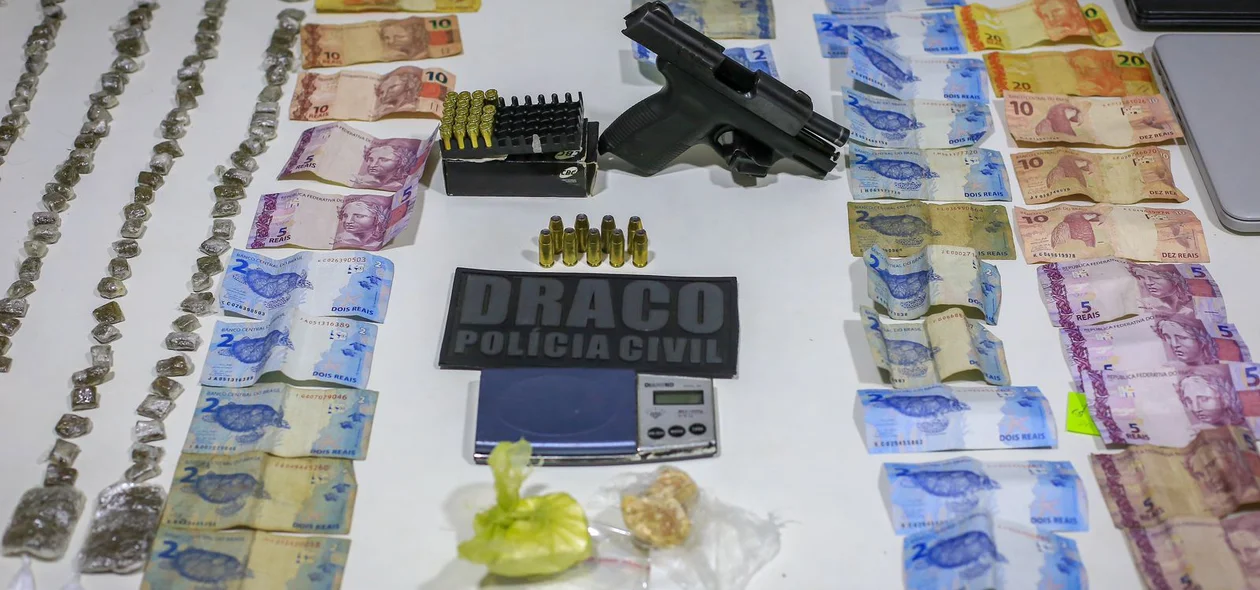 Material apreendido na operação  DRACO 138
