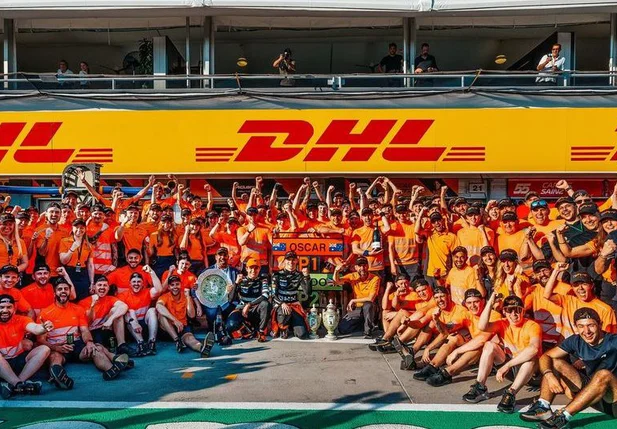 McLaren conquista dobradinha no GP da Hungria