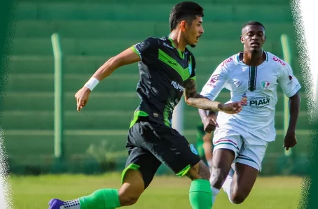 Mesmo com um a mais, Fluminense-PI empata com o Tocantinópolis