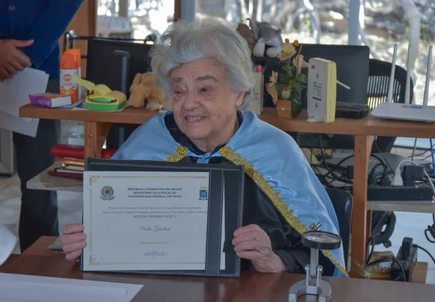 Niède Guidon recebe título de Doutora Honoris Causa