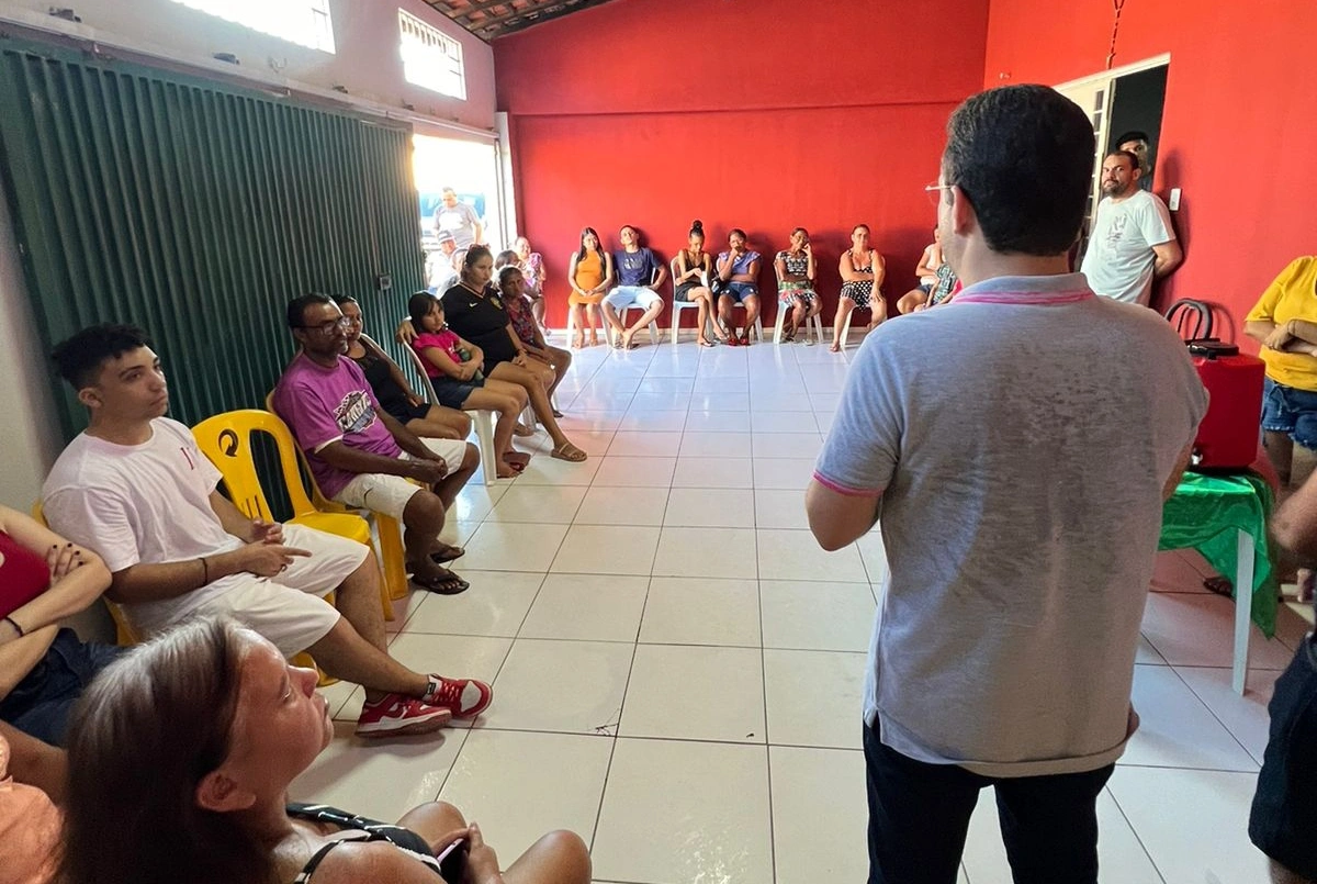 O pré-candidato a vereador de Teresina durante as ações