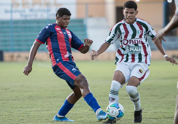 Piauí goleia no Piauiense Sub-20 e avança para as semifinais