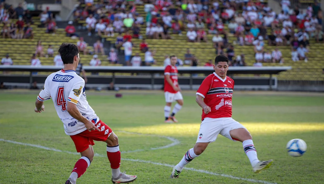 Porto Velho e River se enfrentando