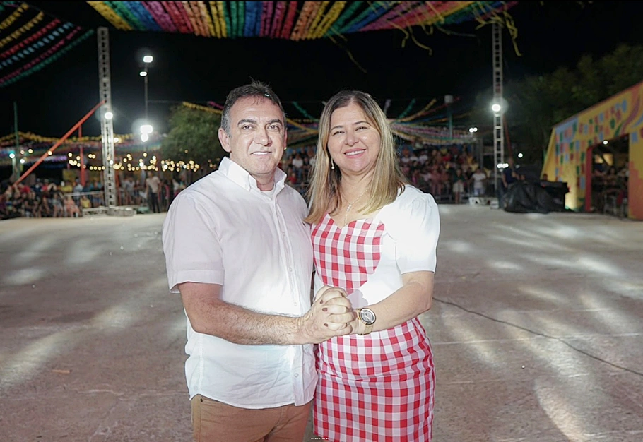 Pré-candidato a prefeito de Brasileira, Raniere Mazzille Ramos de Meneses e a atual prefeita Carmen Gean