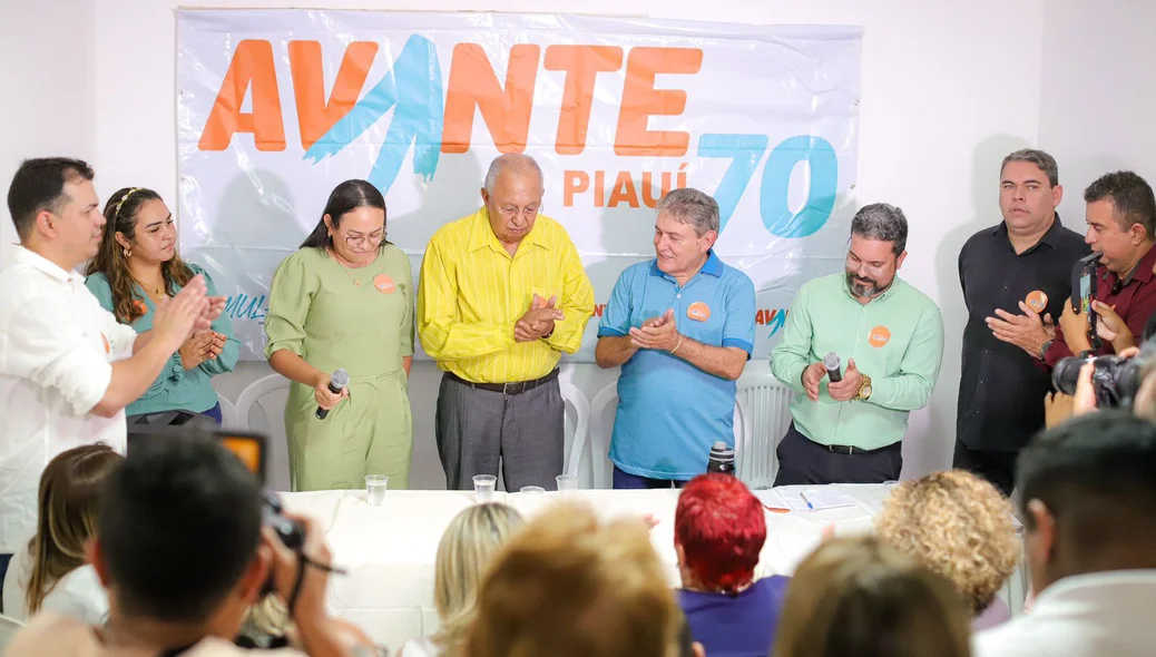 Prefeito Dr. Pessoa anuncia Ricardo Bandeira como seu vice