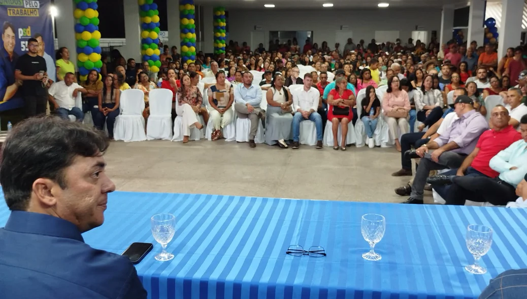 Prefeito Jabes Júnior realiza convenção em Riacho Frio