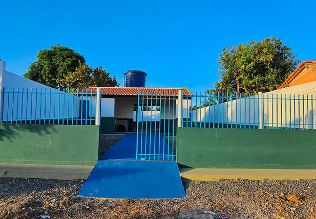 Prefeitura de Esperantina inaugura chafarizes e lavanderias comunitárias