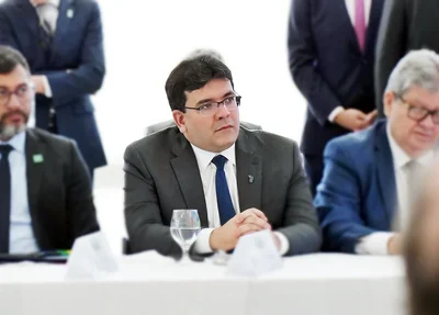 Rafael Fonteles em reunião no Palácio do Planalto